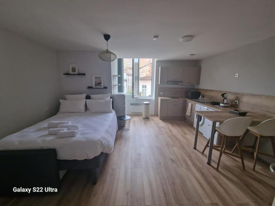 Welcomeagen*Suite Antonin*Wifi Fibre*Calme Exterior foto